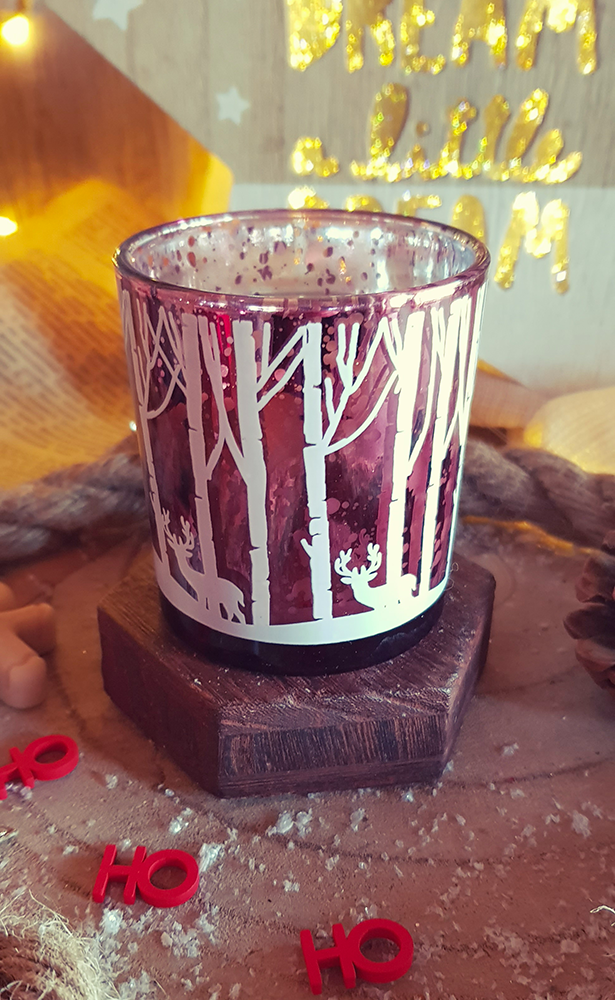 Bougie parfumée Boule de Noël Fête Nacrée 210 g